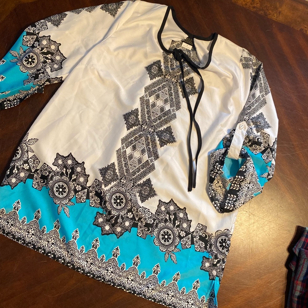 Chic Women's Blouse with Black and Blue Patterns